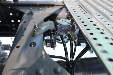 ����HOWO TX EV 6X4����ʽ���綯ǣ���� 400.619kWhͼƬ