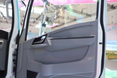 重汽HOWO统帅 4.15米单排纯电动栏板轻卡 宁德时代140.41kWh