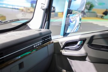 ����HOWOͳ˧ 4.15�׵��Ŵ��綯�����Ῠ ����ʱ��140.41kWhͼƬ