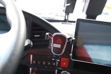 ����HOWOͳ˧ 4.15�׵��Ŵ��綯�����Ῠ ����ʱ��140.41kWhͼƬ