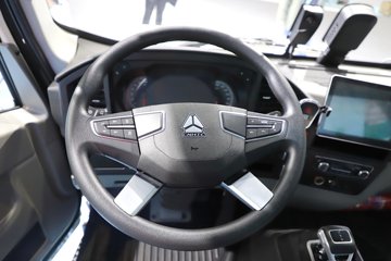 ����HOWOͳ˧ 4.15�׵��Ŵ��綯�����Ῠ ����ʱ��140.41kWhͼƬ