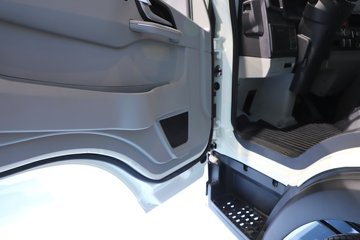 ����HOWOͳ˧ 4.15�׵��Ŵ��綯�����Ῠ ����ʱ��140.41kWhͼƬ