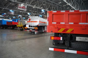 �������ó� ����KC 400���� 8X4 ���� AMT�Զ��� �泵�������䳵ͼƬ