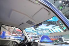 重汽HOWO小将 4.01米单排纯电动栏板微卡 亿纬81.59kWh