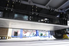 重汽HOWO小将 4.01米单排纯电动栏板微卡 亿纬81.59kWh