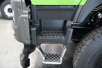 �������ó���������KC 8X4 8.8�״��綯��ж�� ����ʱ��600kWhͼƬ