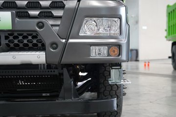 �������ó���������KC 8X4 8.8�״��綯��ж�� ����ʱ��600kWhͼƬ