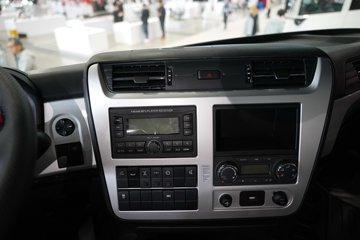 �������ó���������KC 8X4 8.8�״��綯��ж�� ����ʱ��600kWhͼƬ