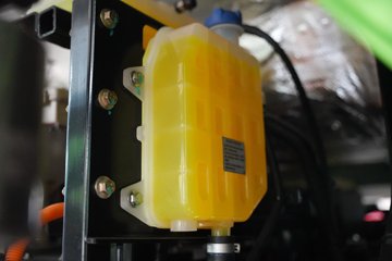 �������ó���������KC 8X4 8.8�״��綯��ж�� ����ʱ��600kWhͼƬ