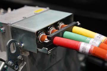 �������ó���������KC 8X4 8.8�״��綯��ж�� ����ʱ��600kWhͼƬ