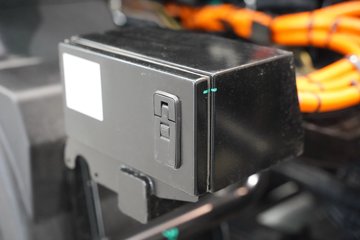 �������ó���������KC 8X4 8.8�״��綯��ж�� ����ʱ��600kWhͼƬ