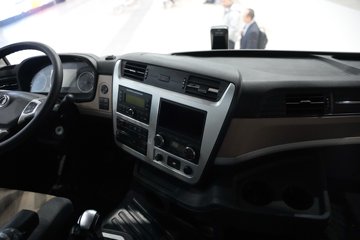 �������ó���������KL 4X2 ���綯ǣ���� ����ʱ��400kWhͼƬ