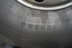 东风商用车东风天龙KL 4X2 纯电动牵引车 宁德时代400kWh