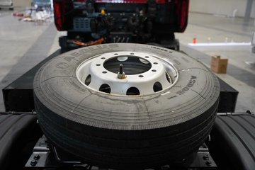 �������ó���������KL 4X2 ���綯ǣ���� ����ʱ��400kWhͼƬ