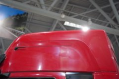 东风商用车东风天龙KL 4X2 换电式纯电动牵引车 宁德时代400kWh