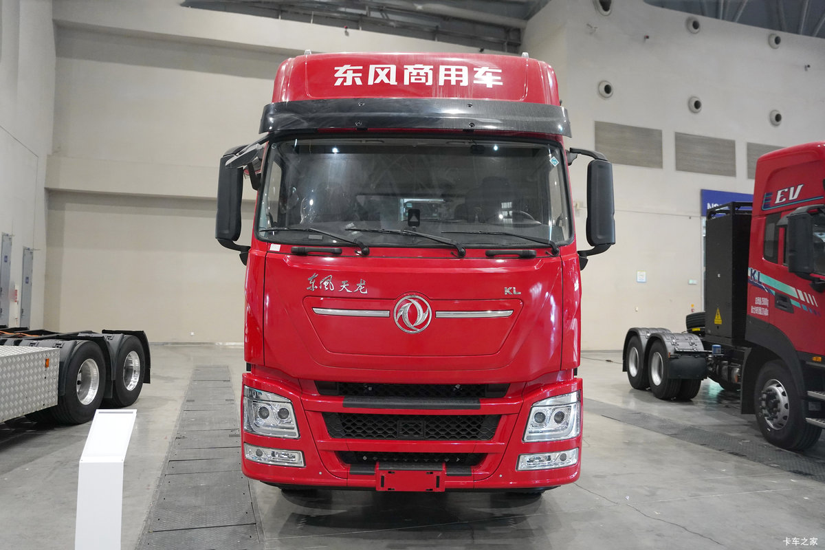 �������ó���������KL 4X2 ����ʽ���綯ǣ���� ����ʱ��400kWh���