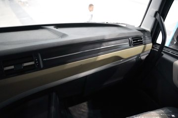 �������ó���������KL 4X2 ����ʽ���綯ǣ���� ����ʱ��400kWhͼƬ