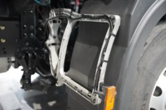 东风商用车东风天龙KL 4X2 换电式纯电动牵引车 宁德时代400kWh