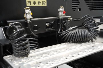 �������ó���������KL 4X2 ����ʽ���綯ǣ���� ����ʱ��400kWhͼƬ