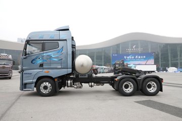 鹰航&nbsp;牵引车外观                                                图片