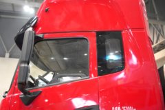 东风商用车东风天龙KL 6X4 纯电动牵引车 宁德时代497kWh