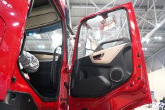 东风商用车东风天龙KL 6X4 纯电动牵引车 宁德时代497kWh