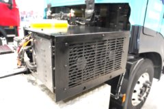 东风商用车东风天龙KL 6X4 纯电动牵引车 宁德时代600kWh