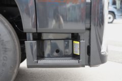 解放鹰腾 13.2L柴油 580马力 6X4 一汽解放12档 AMT自动档 牵引车