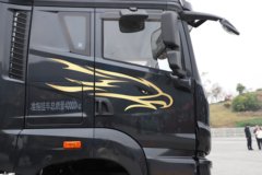 解放鹰腾 13.2L柴油 580马力 6X4 一汽解放12档 AMT自动档 牵引车