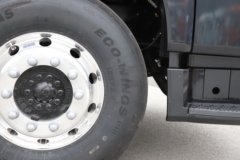 解放鹰腾 13.2L柴油 580马力 6X4 一汽解放12档 AMT自动档 牵引车