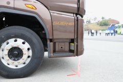 解放鹰驰 12.5L LNG 500马力 6X4 一汽解放12档 危险品牵引车