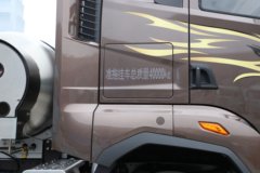 解放鹰驰 12.5L LNG 500马力 6X4 一汽解放12档 危险品牵引车