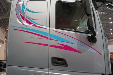 �������ó���������KL 6X4 ���綯ǣ���� ����ʱ��400kWhͼƬ