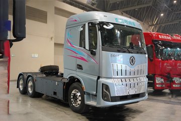 东风商用车东风天龙KL 6X4 纯电动牵引车 宁德时代400kWh