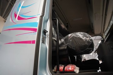 �������ó���������KL 6X4 ���綯ǣ���� ����ʱ��400kWhͼƬ