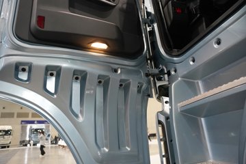 �������ó���������KL 6X4 ���綯ǣ���� ����ʱ��400kWhͼƬ