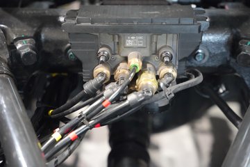 �������ó���������KL 6X4 ���綯ǣ���� ����ʱ��400kWhͼƬ