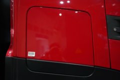 东风商用车东风天龙KL 6X4 纯电动牵引车 欣旺达352kWh