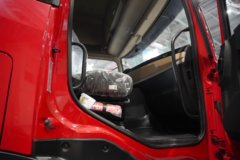 东风商用车东风天龙KL 6X4 纯电动牵引车 欣旺达352kWh