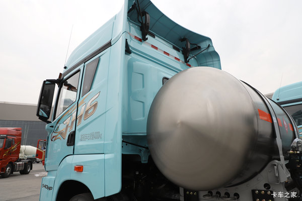 无锡市解放JH6牵引车系列,打折优惠,降3万,赶快抢购! 无锡市解放JH6牵引车系列,打折优惠,降3万,赶快抢购!