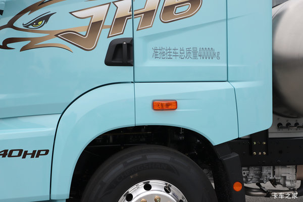 无锡市解放JH6牵引车系列,打折优惠,降3万,赶快抢购! 无锡市解放JH6牵引车系列,打折优惠,降3万,赶快抢购!