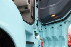 青岛解放 JH6 智越版 540马力 6X4 LNG自动档牵引车(法士特16档) 青岛解放 JH6 智越版 540马力 6X4 LNG自动档牵引车(法士特16档)