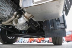 青岛解放 JH6 智越版 540马力 6X4 LNG自动档牵引车(法士特16档) 青岛解放 JH6 智越版 540马力 6X4 LNG自动档牵引车(法士特16档)