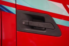 东风商用车东风天龙KL 6X4 换电式纯电动牵引车 宁德时代600kWh