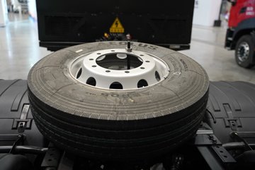 �������ó���������KL 6X4 ����ʽ���綯ǣ���� ����ʱ��600kWhͼƬ