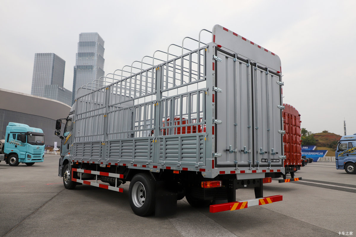 290����&nbsp;5.7L����&nbsp;���J6L��Ӣ���п�