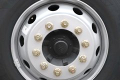 一汽解放J6L 精英版 5.7L柴油 290马力 4X2 一汽解放8档 高顶 6.75米仓栅式载货车