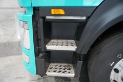 东风商用车东风天龙KL 6X4 插电式增程混合动力牵引车 微宏78.3kWh