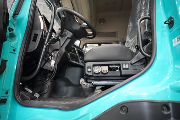 �������ó���������KL 6X4 ���ʽ���̻�϶���ǣ���� ΢��78.3kWhͼƬ