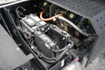 �������ó���������KL 6X4 ���ʽ���̻�϶���ǣ���� ΢��78.3kWhͼƬ